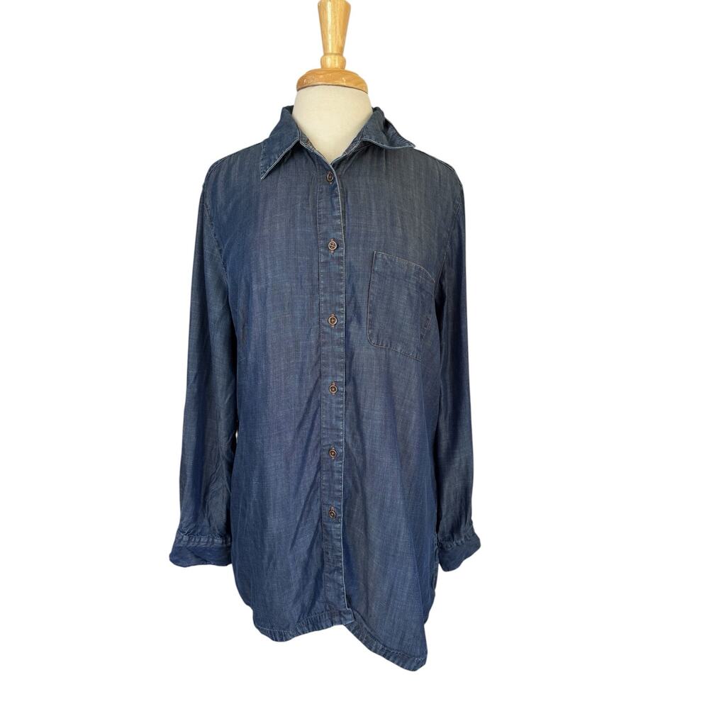 FOXCROFT Lyocell Blue Chambray Shaped Fit Button Up Shirt Size 14W Womens